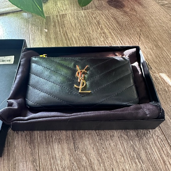 AUTHENTIC YSL Monogram Quilted Leather Key Pouch - Picture 5 of 6